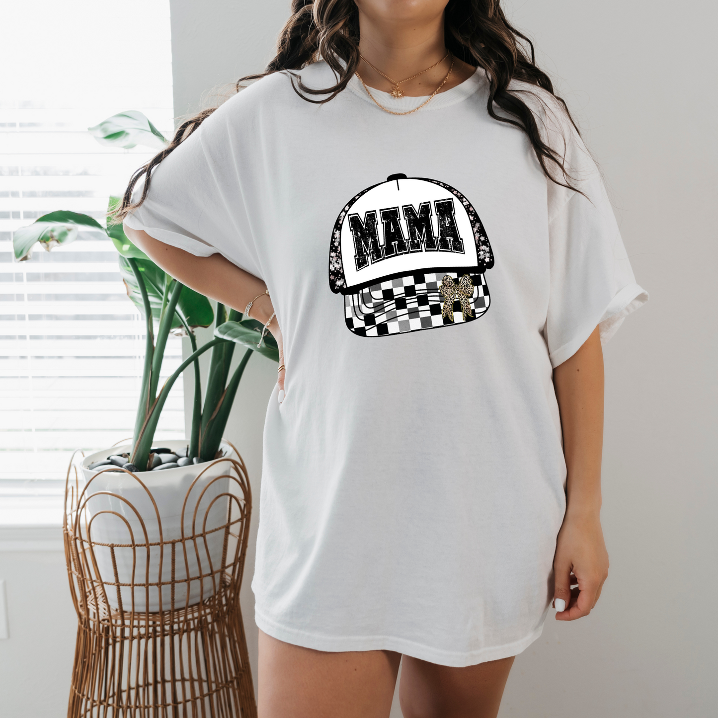 black trucker hat mama shirt/sweatshirt